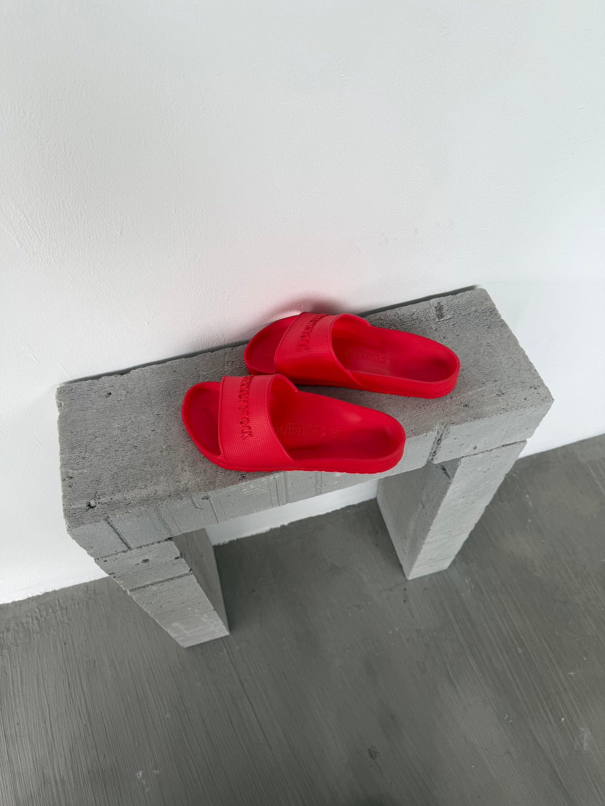 Red slippers